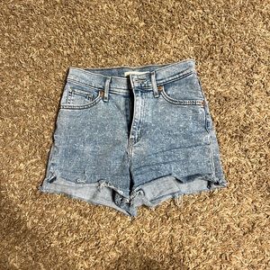 Levi mile high jean shorts